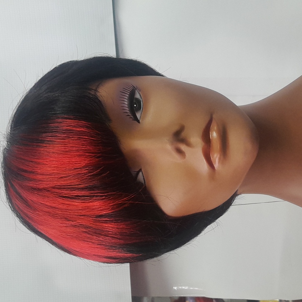 Short cut wig